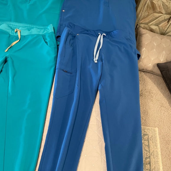 FIGS UNIFORMS - Picture 3 of 3